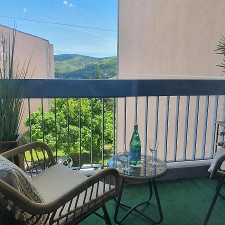 L'Exotique ! Apartment Greoux-les-Bains Ngoại thất bức ảnh