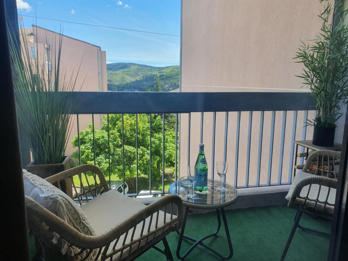 L'Exotique ! Apartment Greoux-les-Bains Ngoại thất bức ảnh